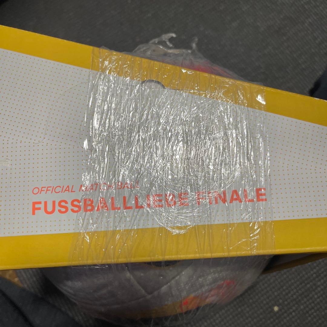 新品　UEFA ユーロ2024 公式球　￼5号　adidas