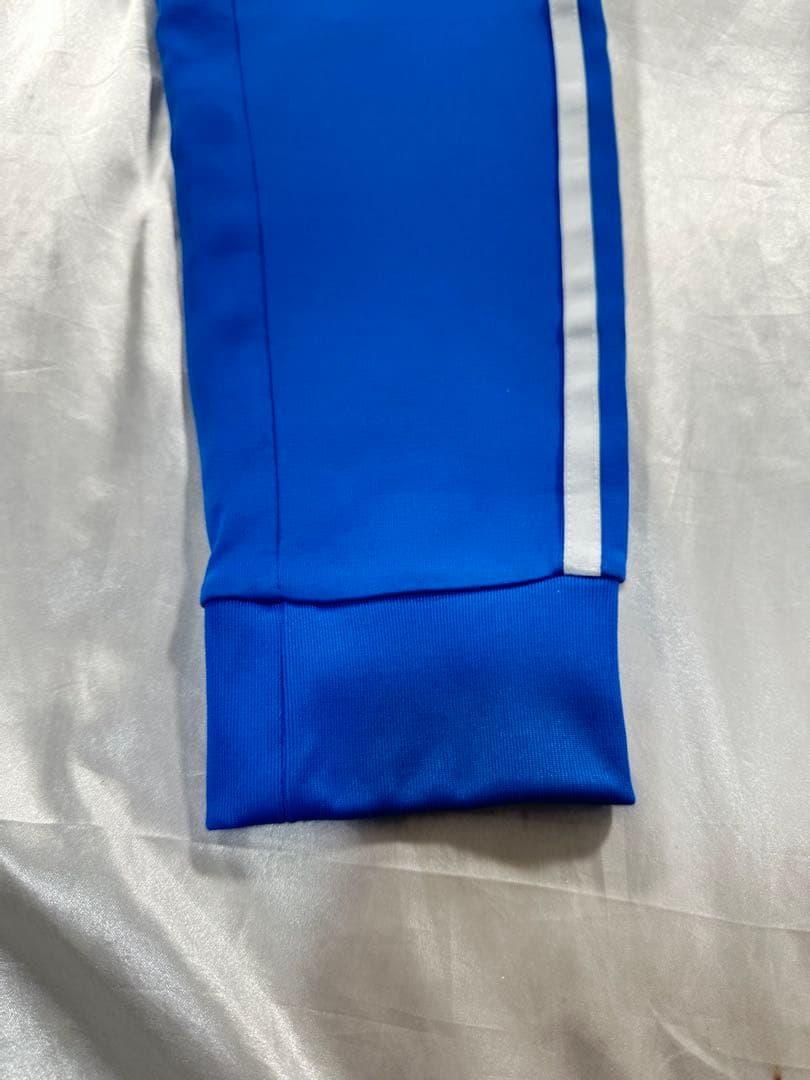 美品adidas トラックパンツ トレフォイル 刺繍ロゴ